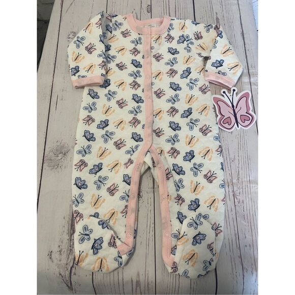 Little beginnings baby girl footie - Picture 1 of 4